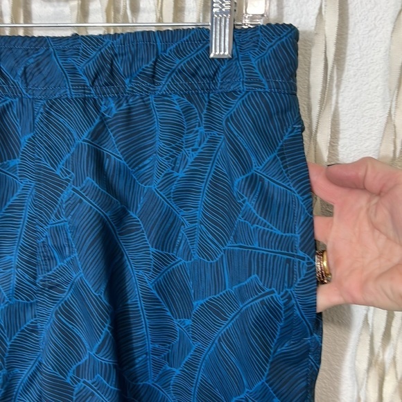 Mack Weldon Navy and Teal Swim Trunk size XL - Picture 2 of 8